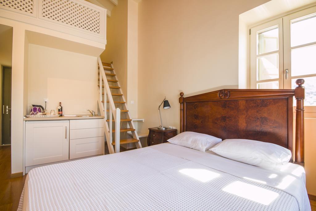 Thea Aparthotel Đảo Sými Ngoại thất bức ảnh